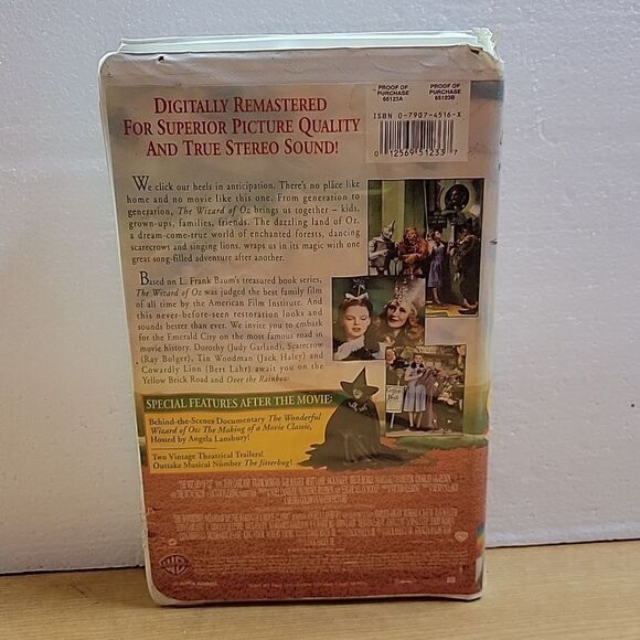 Wizard of Oz vhs and dvds, Return of Oz vhs + paperback book. - Picture 3 of 9